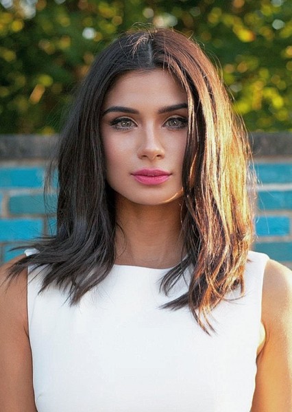 Diane Guerrero photo
