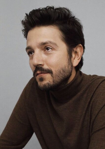 Diego Luna photo