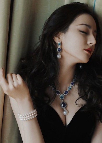Dilraba Dilmurat photo