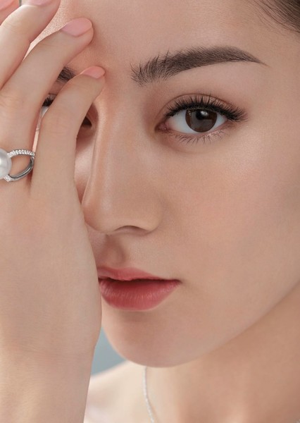 Dilraba Dilmurat photo