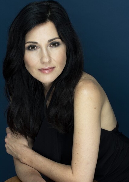 Dina Renon photo
