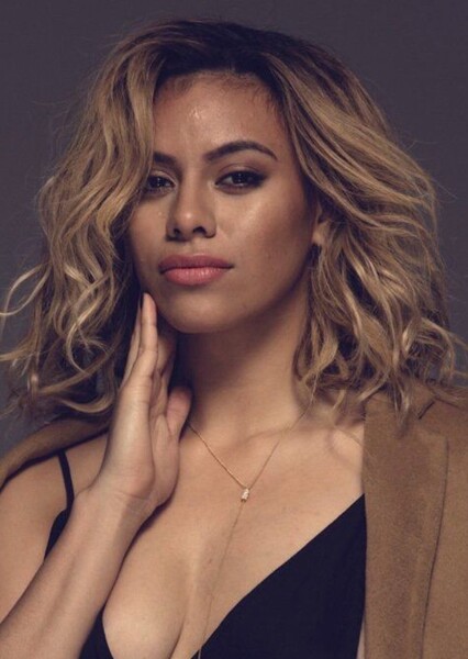 Dinah Jane Hansen photo