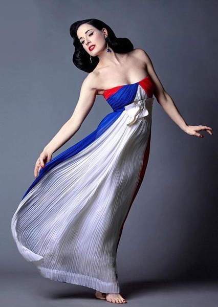 Dita Von Teese photo