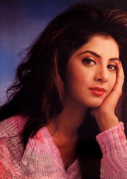 Divya Bharti photo