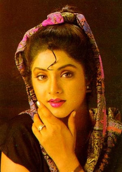 Divya Bharti photo