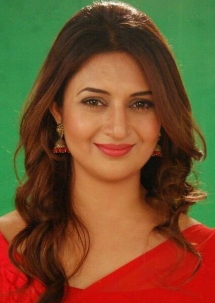 Divyanka Tripathi photo