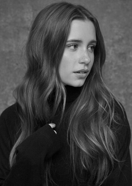 Dixie Egerickx photo