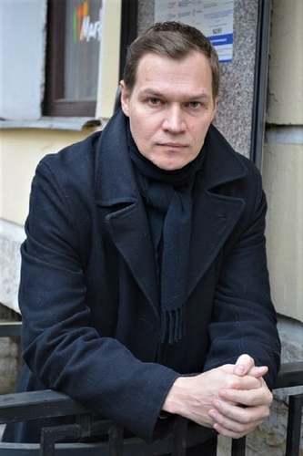 Dmitriy Sutyrin Fan Casting
