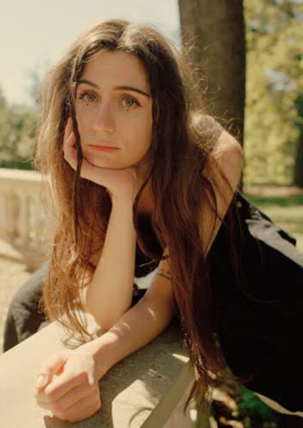 Dodie photo