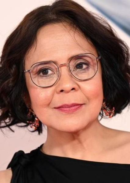 Dolly de Leon photo