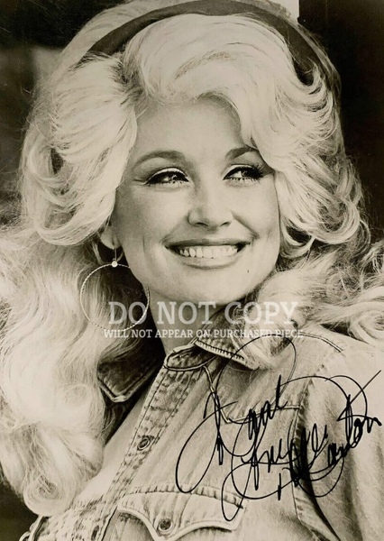 Dolly Parton photo