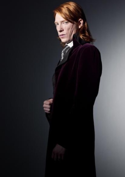 Domhnall Gleeson photo