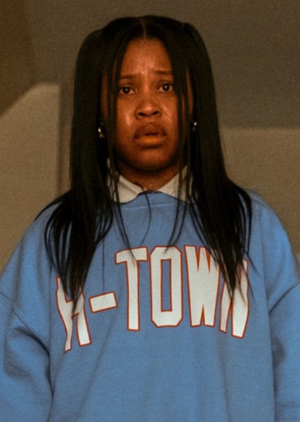 Dominique Fishback photo
