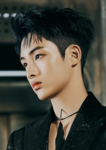 Dong Sicheng photo