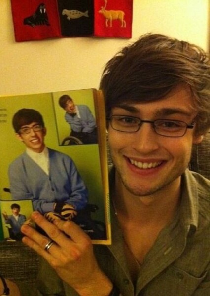Douglas Booth photo