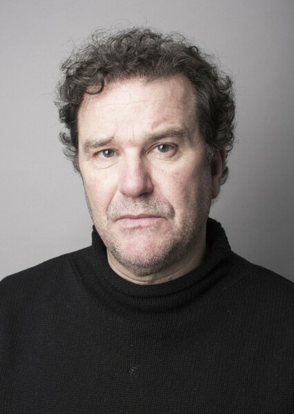 Douglas Hodge photo