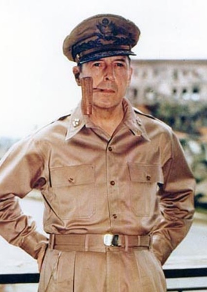 Douglas MacArthur photo
