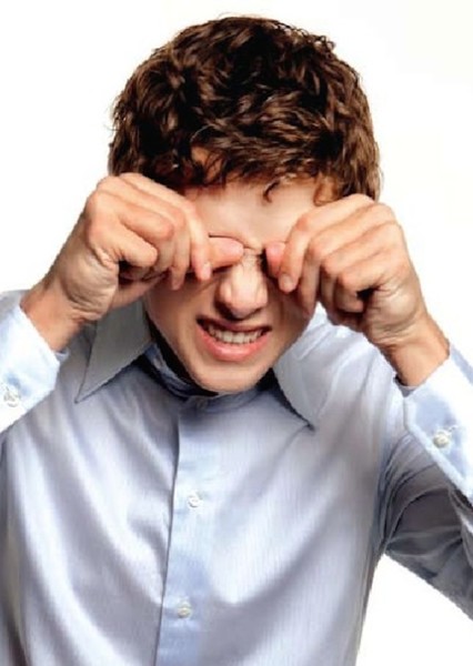 Douglas Smith photo