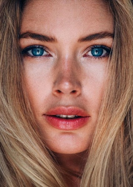 Doutzen Kroes photo