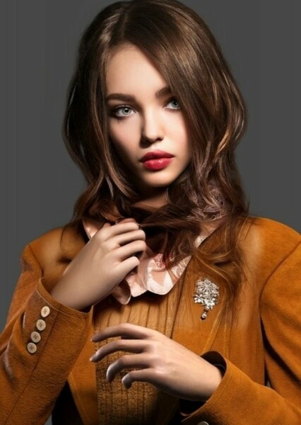 Dove Cameron photo
