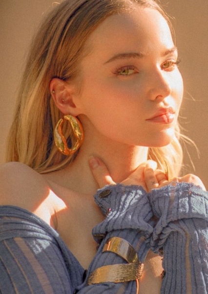 Dove Cameron