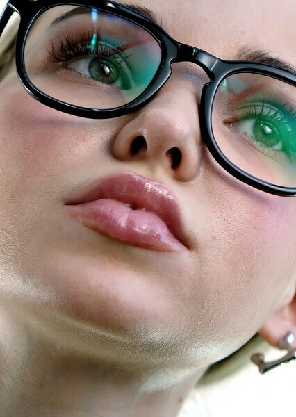 Dove Cameron photo