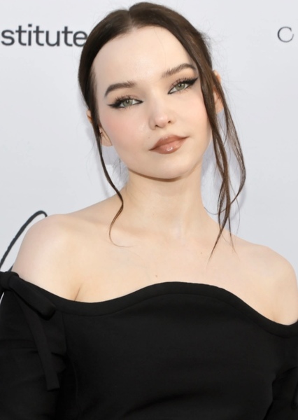 Dove Cameron photo
