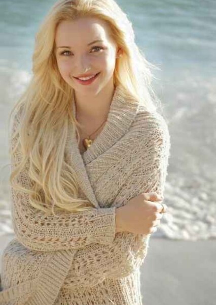 Dove Cameron photo