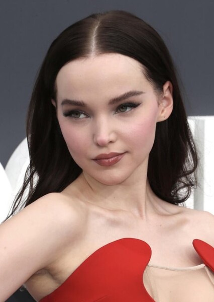 Dove Cameron photo