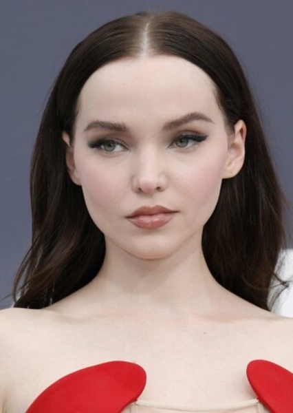 Dove Cameron photo