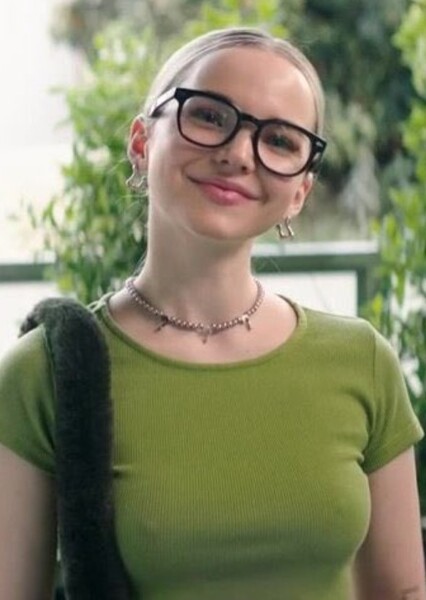 Dove Cameron