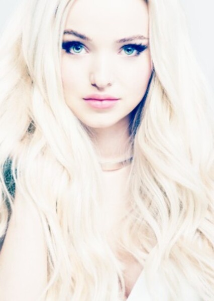 Dove Cameron photo