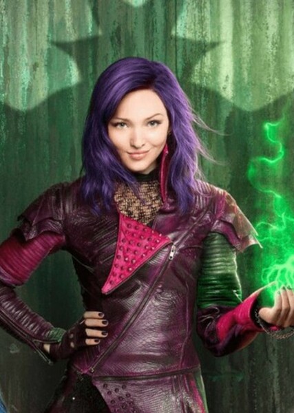 Dove Cameron photo