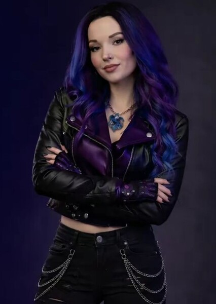 Dove Cameron photo