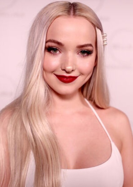 Dove Cameron photo