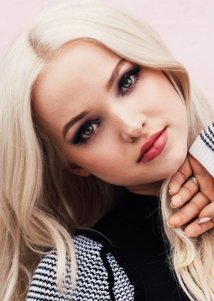 Dove Cameron photo