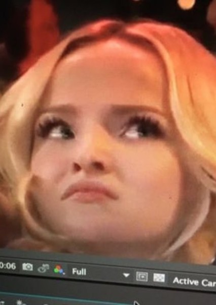Dove Cameron photo
