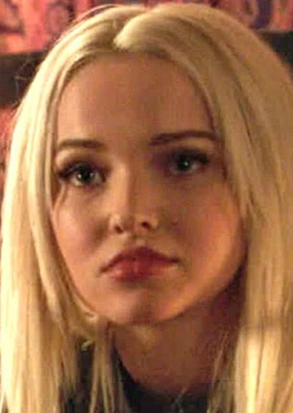 Dove Cameron photo