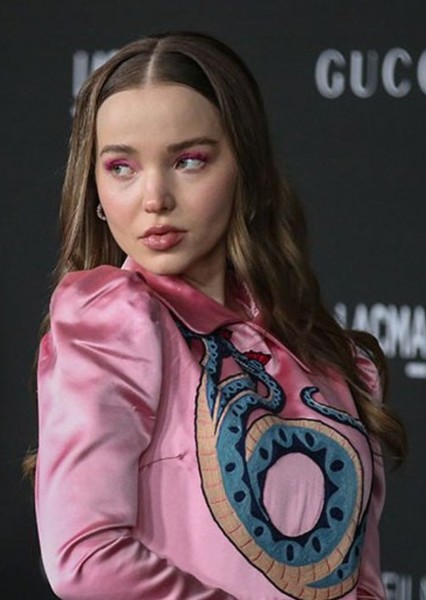 Dove Cameron photo
