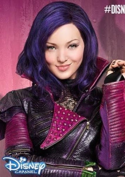 Dove Cameron photo