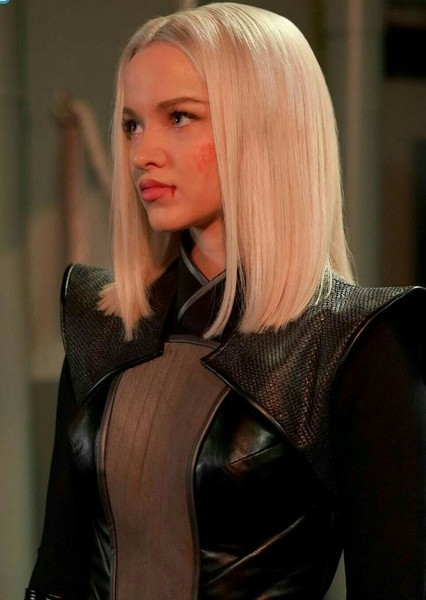 Dove Cameron photo