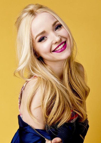 Dove Cameron photo