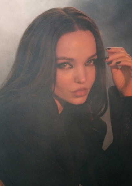 Dove Cameron photo