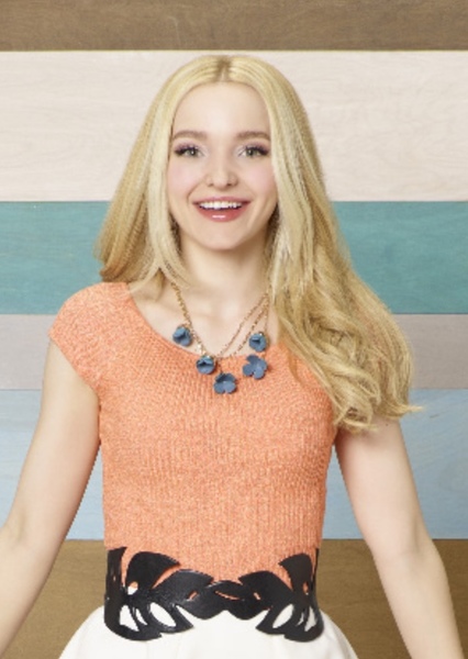 Dove Cameron photo