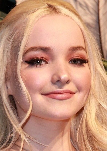 Dove Cameron photo