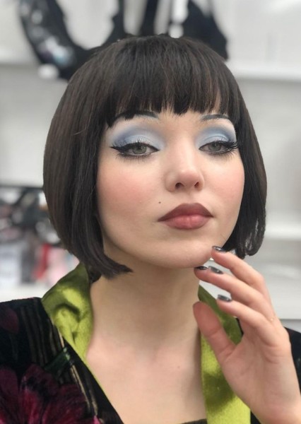 Dove Cameron photo