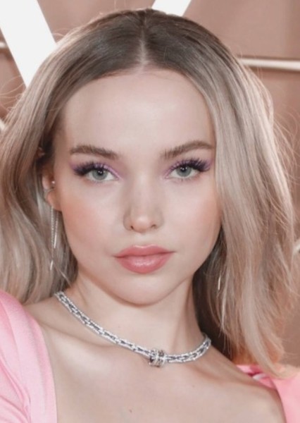 Dove Cameron photo