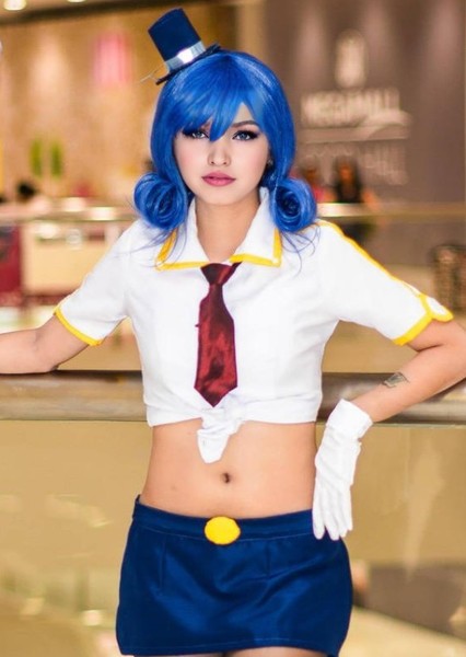 Dove Cameron photo