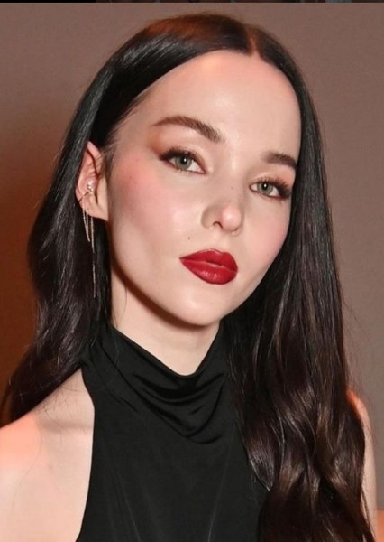 Dove Cameron photo