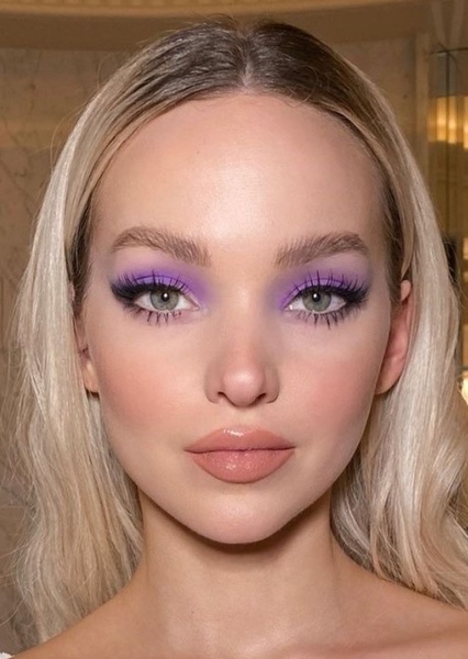 Dove Cameron